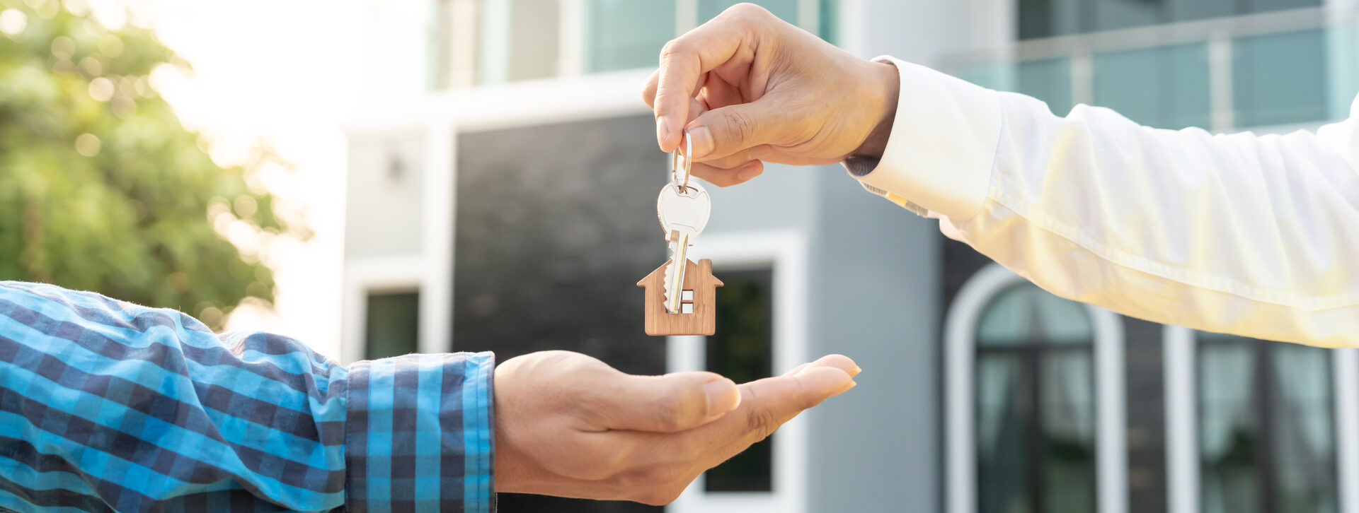 آشنایی کامل با قوانین و حقوق موجر و مستأجر در مجتمع‌های تجاری